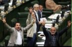 📸 عکس تاریخی از پزشکیان در روز تصویب برجام در مجلس نهم (عدد چهار به معنای موافقت)
