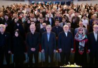 آیین بزرگداشت استاد فرشچیان توسط وزارت فرهنگ و ارشاد اسلامی برگزار شد. آیین بزرگداشت استاد فرشچیان توسط وزارت فرهنگ و ارشاد اسلامی برگزار شد.
