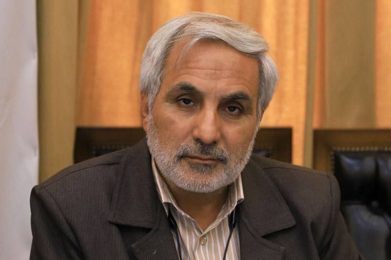 نایب‌رئیس کمیسیون اجتماعی مجلس: حقوقی که بازنشستگان دریافت می‌کنند، حق مسلم آنان است.