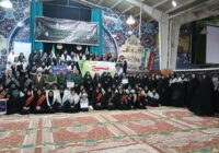 دانش آموزان بسیجی مدارس دخترانه مرند با امام جمعه مرند دیدار نمودند.