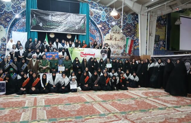 دانش آموزان بسیجی مدارس دخترانه مرند با امام جمعه مرند دیدار نمودند.