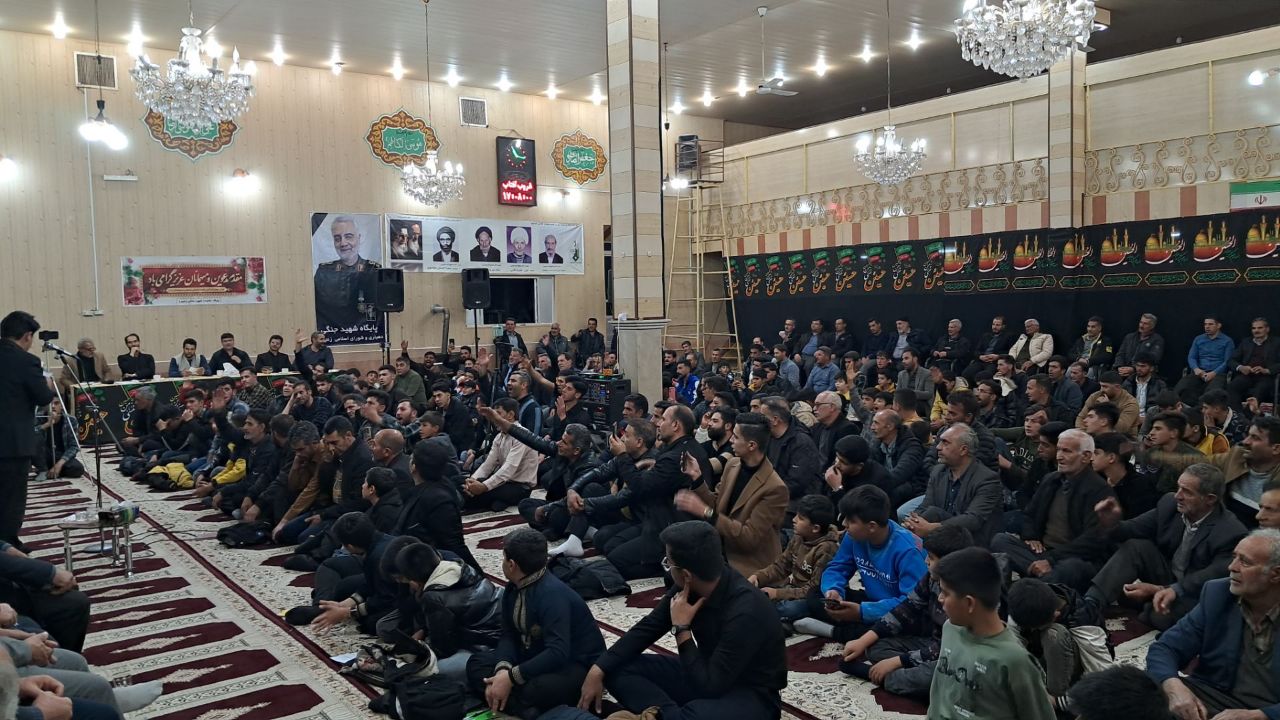 فینال مسابقات مداحی فاطمی در رده‌های نونهالان و نوجوانان در شهرستان ویژه مرند برگزار شد