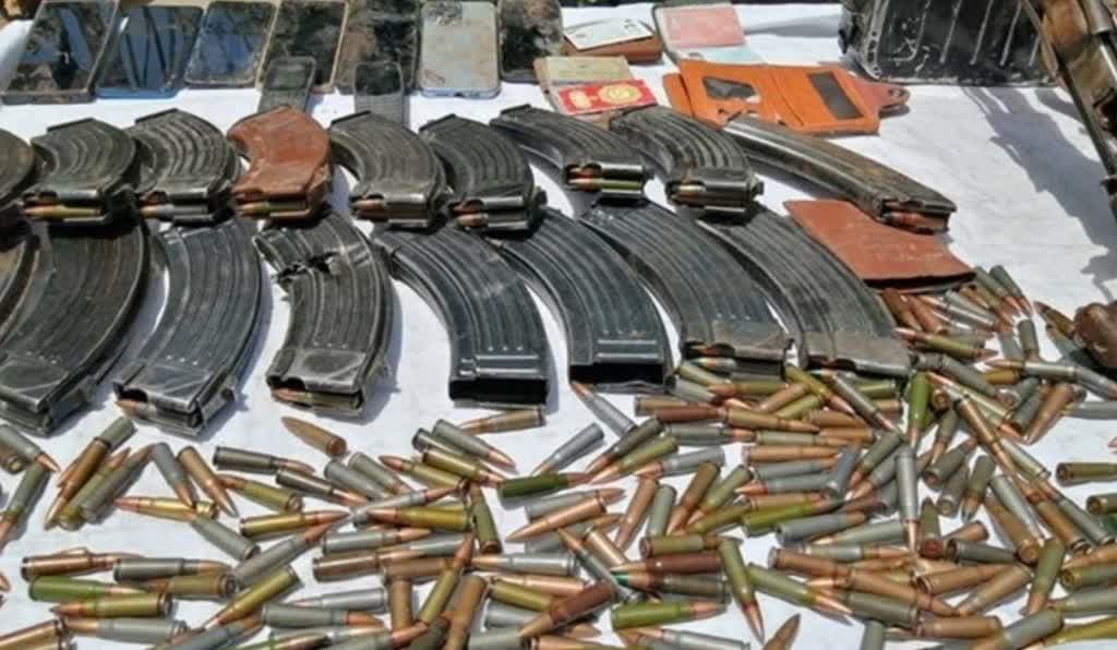 کشف محموله سلاح و مهمات جنگی در ارتفاعات کردستان