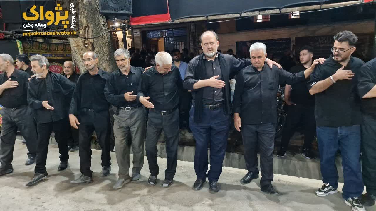 حضور مدیرمسئول پایگاه خبری پژواک رسانه وطن در عزاداری خیابانی مرند